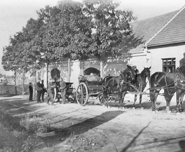 Manévry československého vojska poblíž Pelhřimova v roce 1935. Foto: archiv Muzea Vysočiny Pelhřimov