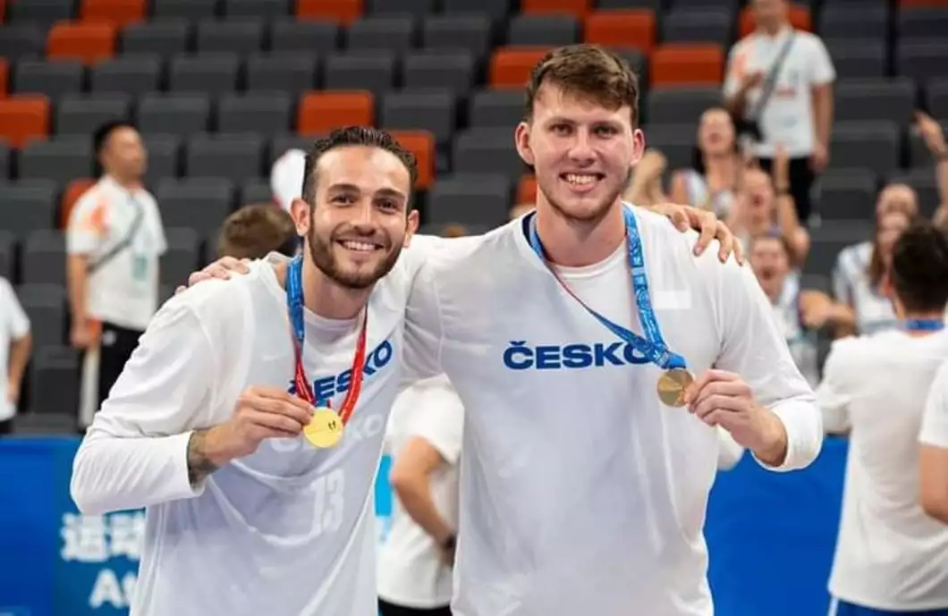 Byli jsme neskutečná parta, tvrdí vítěz univerziády František Fuxa