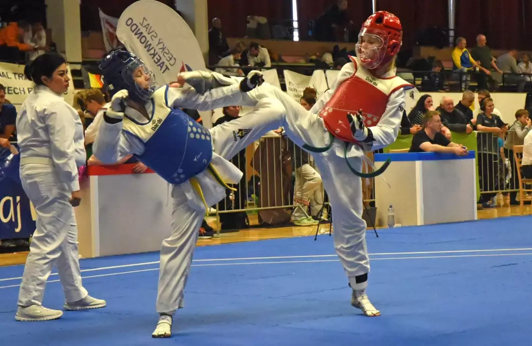 Trofej z Vánočního turnaje si odvezl Imperator