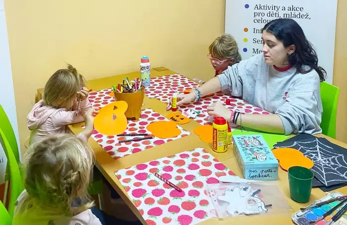 Dobrovolnictví mě přivedlo do neznámých situací, svěřila se Eva ze Španělska