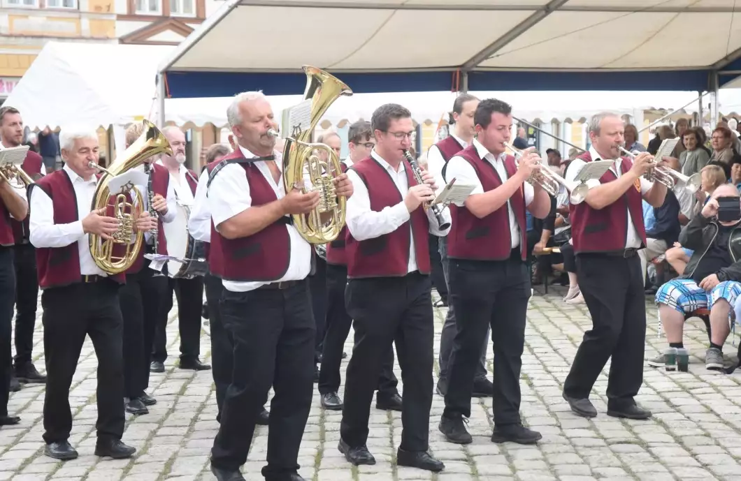 Masarykovo náměstí ovládne festival hasičských dechových hudeb