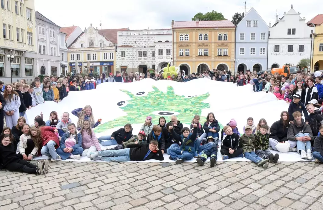 Školáci vytvořili Lípu života. Stane se součástí světové výstavy