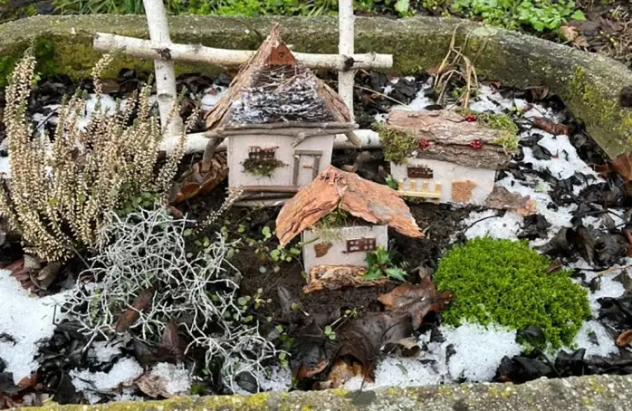 Vánoční vesnička a andílek dělají radost v Radětíně