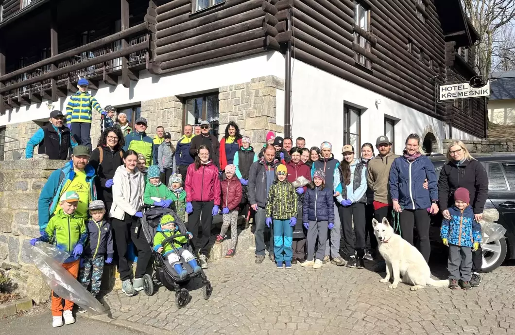 Na Křemešníku je uklizeno. Díky pelhřimovským lyžařům