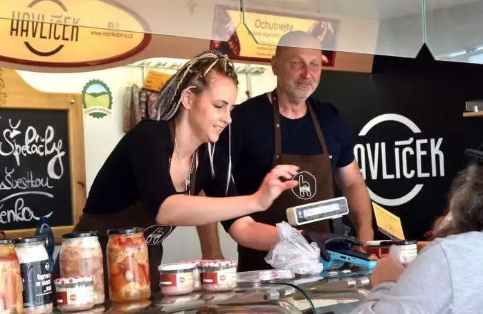 Voňavé dobroty, řemesla i hudba: MINI jarmark je zpět
