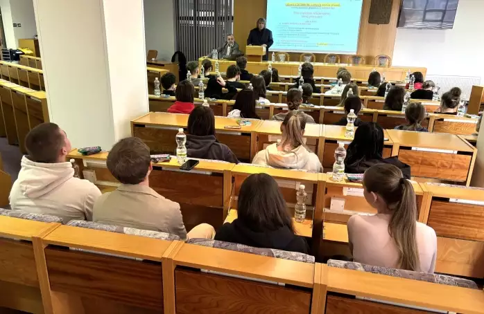 Studenti se seznámili s chodem městského úřadu