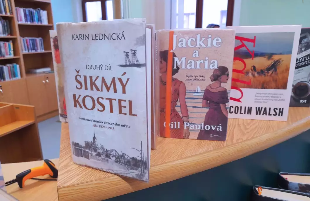 V knihovně se loni nejvíce půjčoval Šikmý kostel