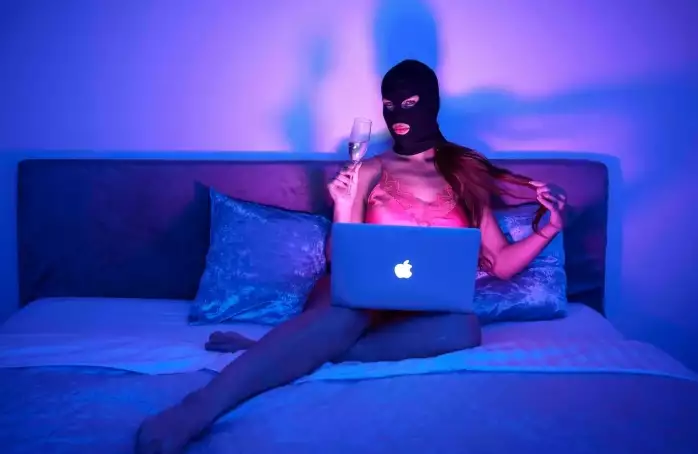 Režisérka Chalupová ukazuje realitu online světa