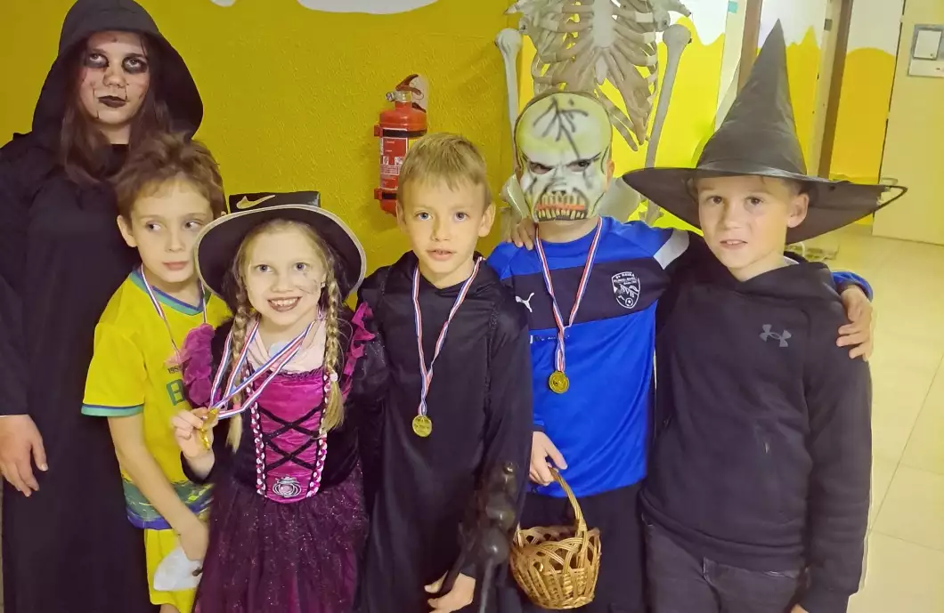 Strašidelná stanoviště navštívilo sto dvacet dětí