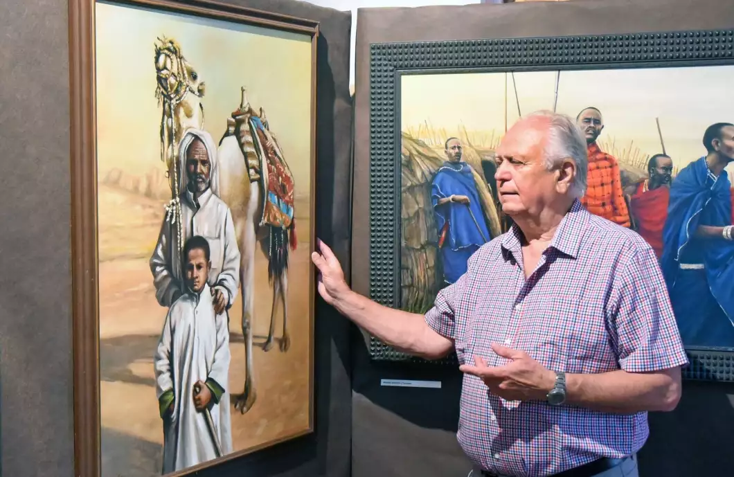 Video: Příběhy obrazů vypráví jejich autor Jaroslav Benda