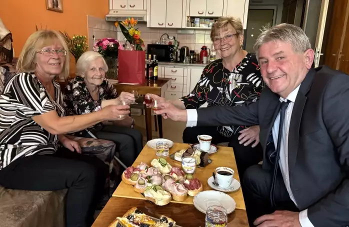 Na zdraví. Jaroslava Davidová oslavila devadesátiny