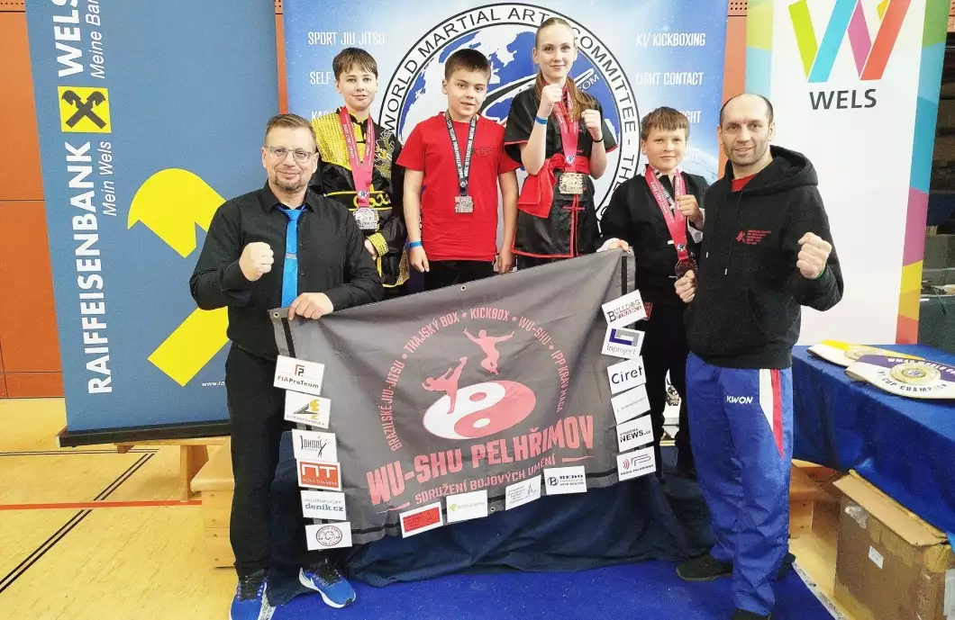 Wu-shu Pelhřimov odvezl deset medailí z Welsu