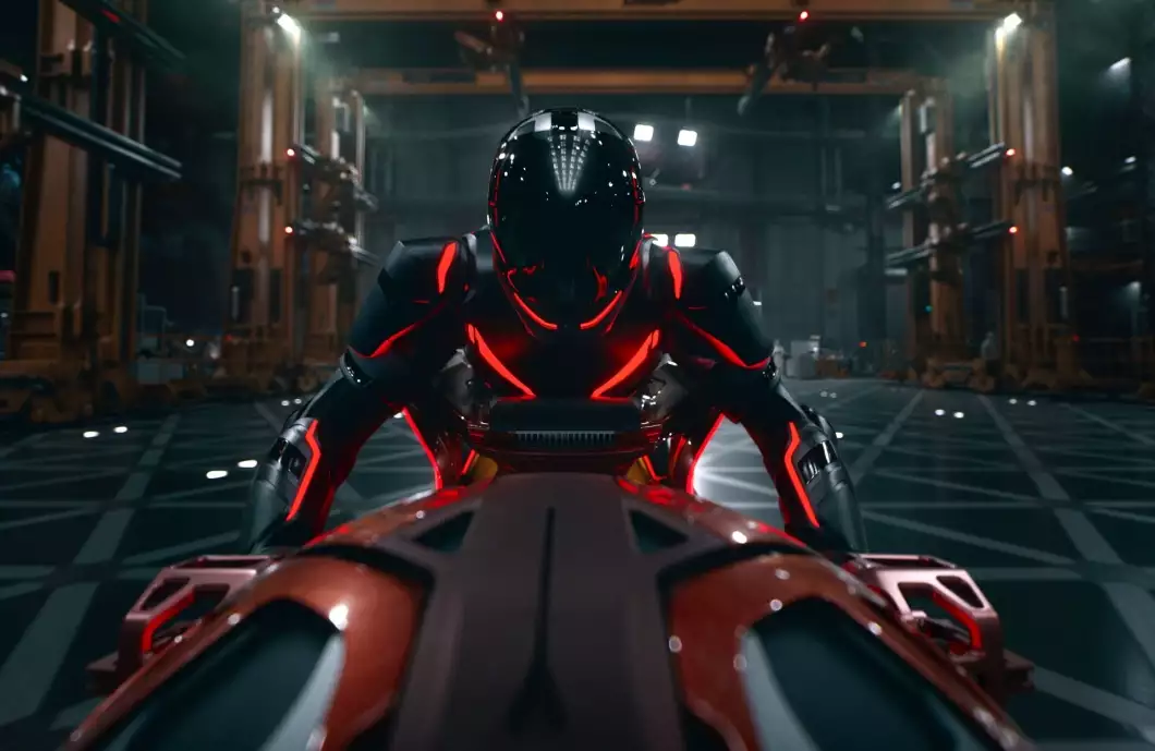 Film Tron: Ares vtáhne diváky do virtuálního světa
