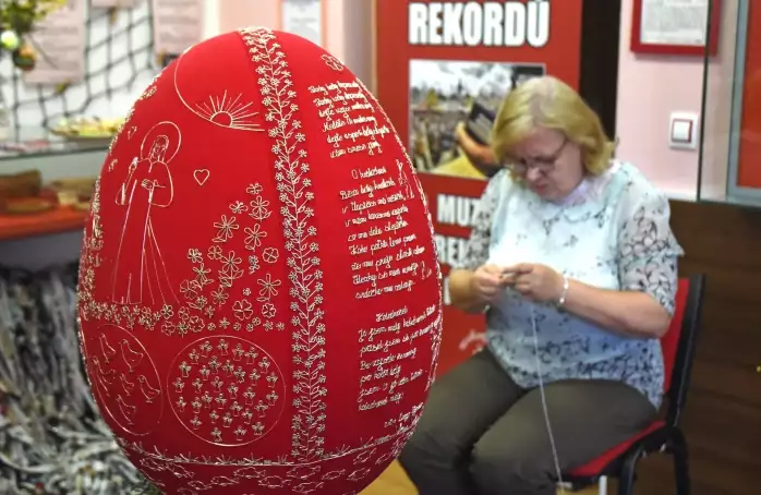 Unikátní kraslice míří do pelhřimovského Muzea rekordů