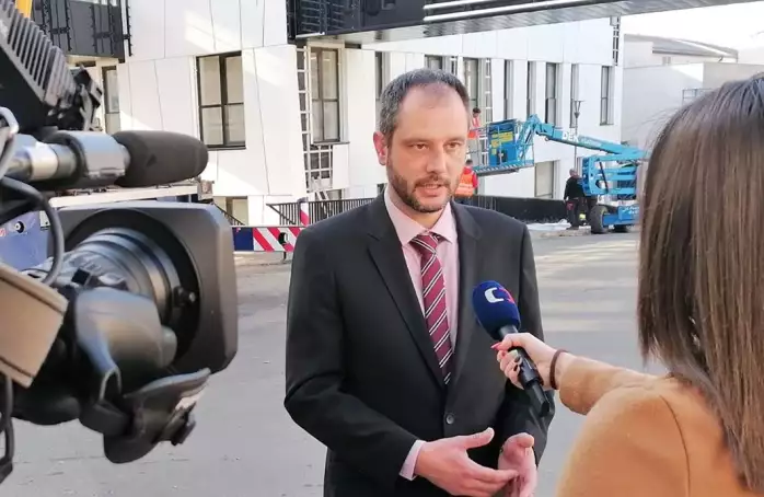 Krizovým manažerem nemocnice bude Michal Kozár