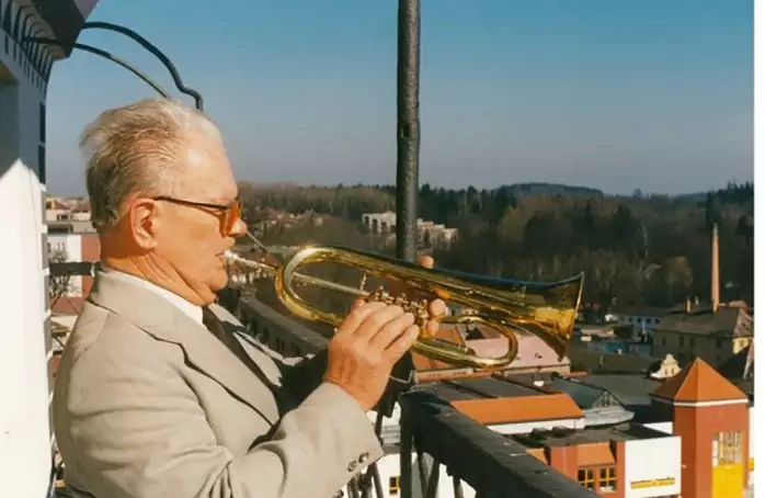 Před sto lety se na věži narodil Jaromír Míťa Kotrč