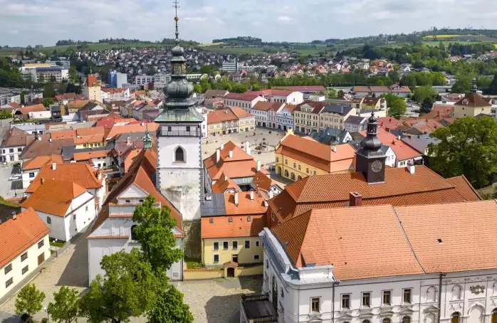 Zastupitelé schválili přidělení čtyř bytů lékařům