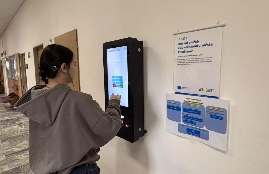 Samoobslužný terminál usnadní úhradu správních poplatků