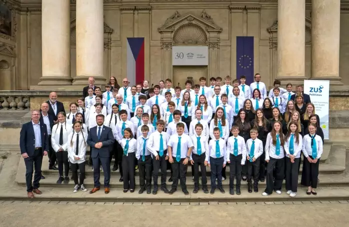 Žáci pelhřimovské ZUŠ vystoupili v Senátu