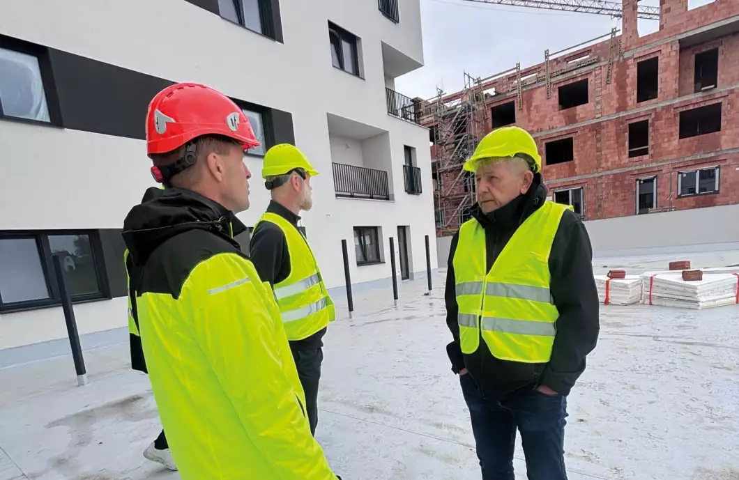 Na Zeleném Vrchu vzniká patnáct nových bytů pro mladé rodiny