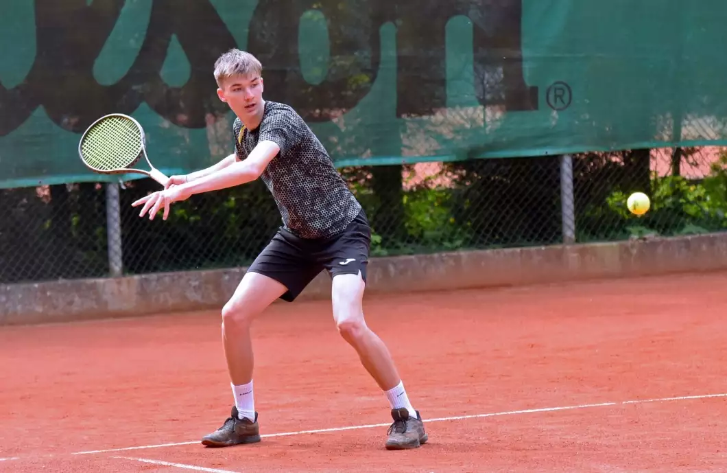 Tenisté v divizi vyhrávají. Postupu by se nebránili