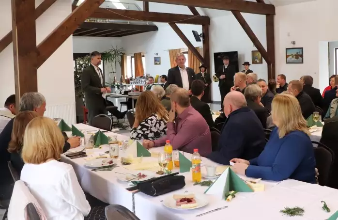 Myslivci se vzdělávali v penzionu v Bitěticích