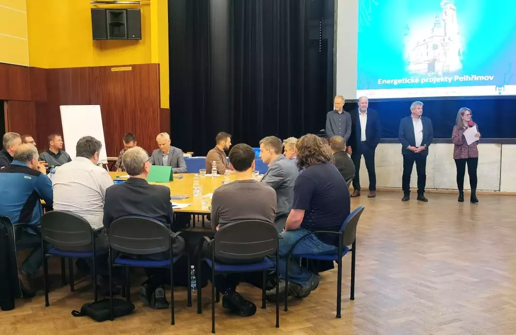 V KD Máj se diskutovalo o energetické budoucnosti Pelhřimova