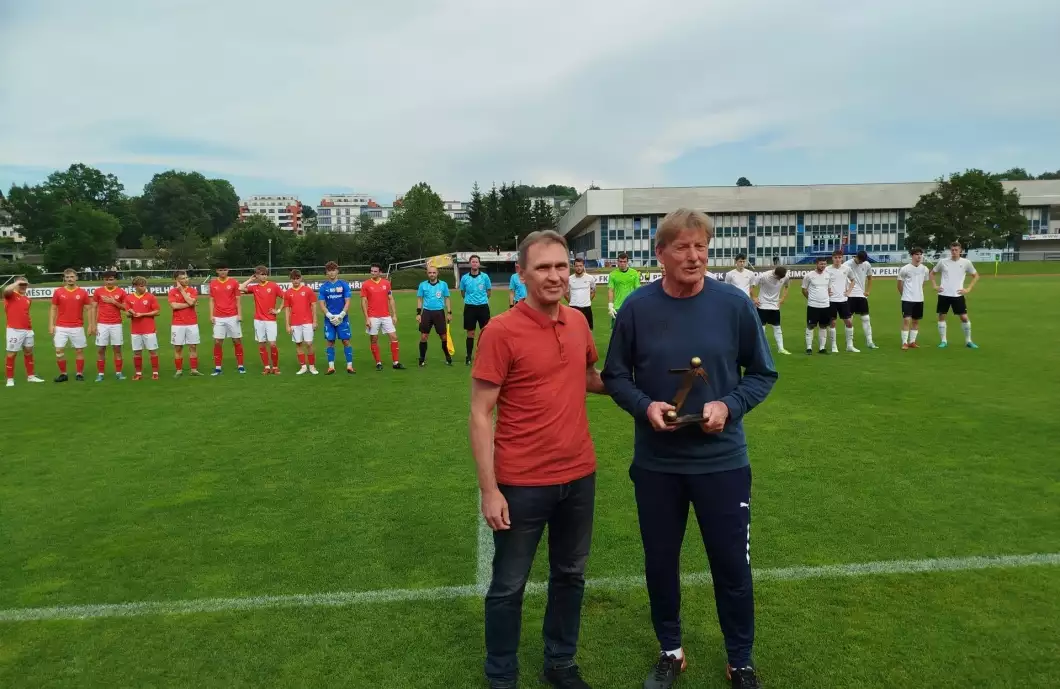 Legendární brankář se vrátil do Pelhřimova