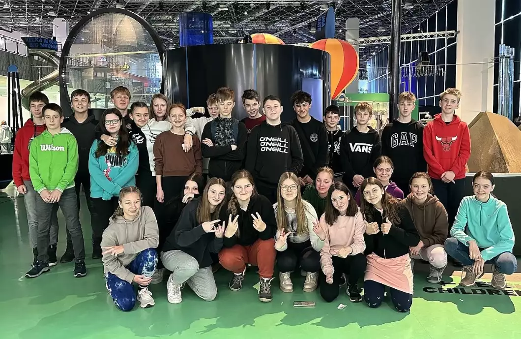 Osmáci za výhru v soutěži vyrazili na výlet do Brna