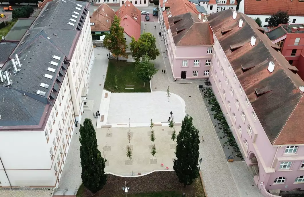 Šance pro psavce. Zapojte se do soutěže gymnázia