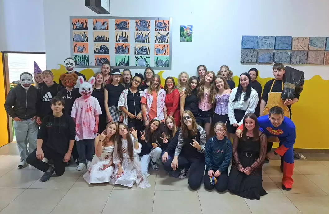 Žáci otestovali odvahu na Halloweenské stezce