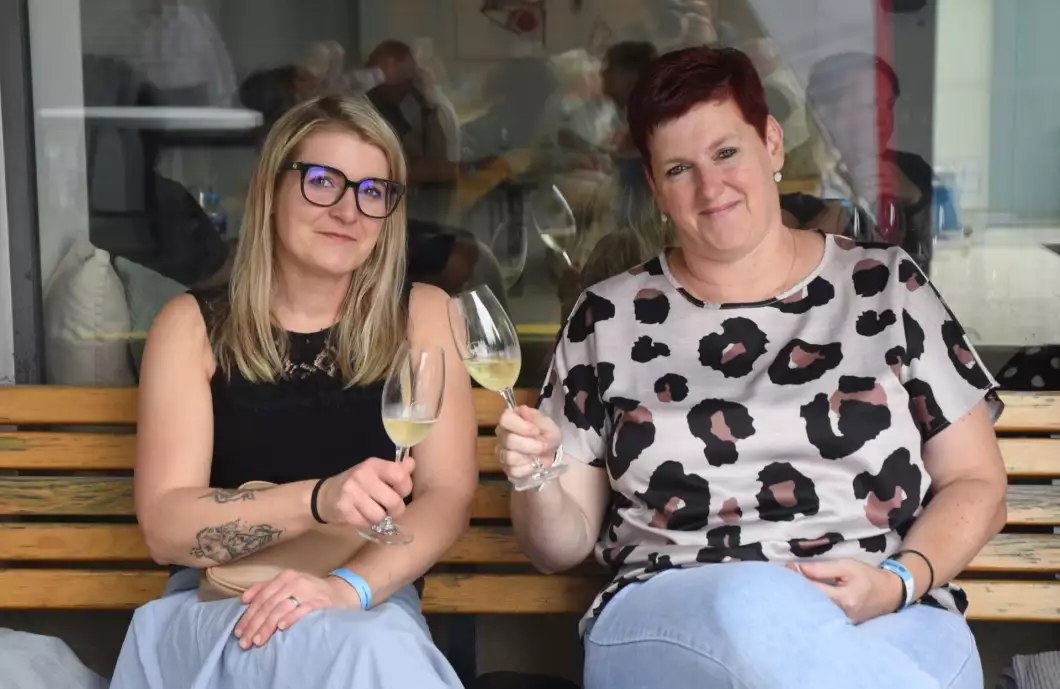 Den vína přilákal navzdory deštivému počasí davy