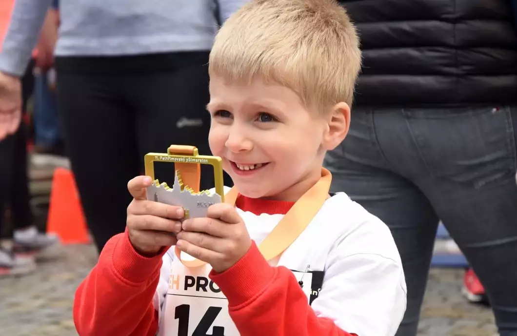 Masarykovo náměstí a okolí patřilo charitativnímu běhu