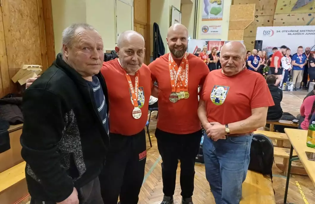 Pelhřimovští silový trojbojaři získali dvě stříbra