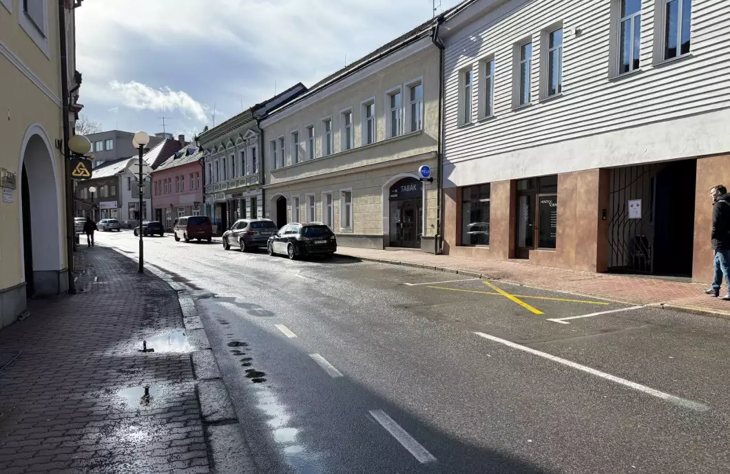 Provoz v Nádražní ulici zůstane jednosměrný