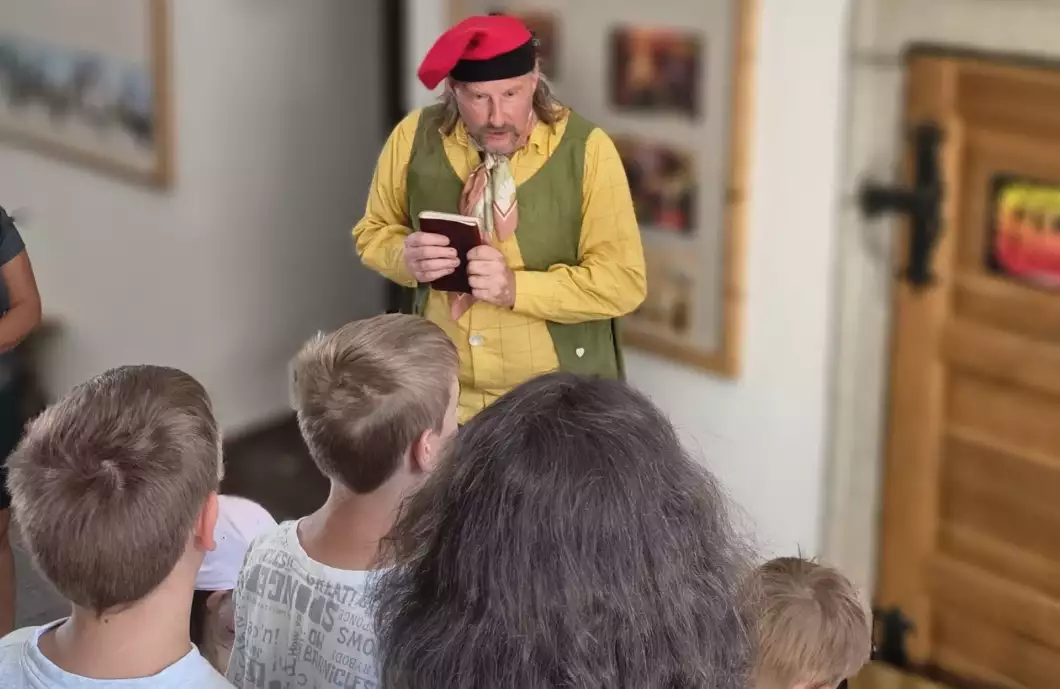 Nová hraná prohlídka hledá ztraceného dědečka