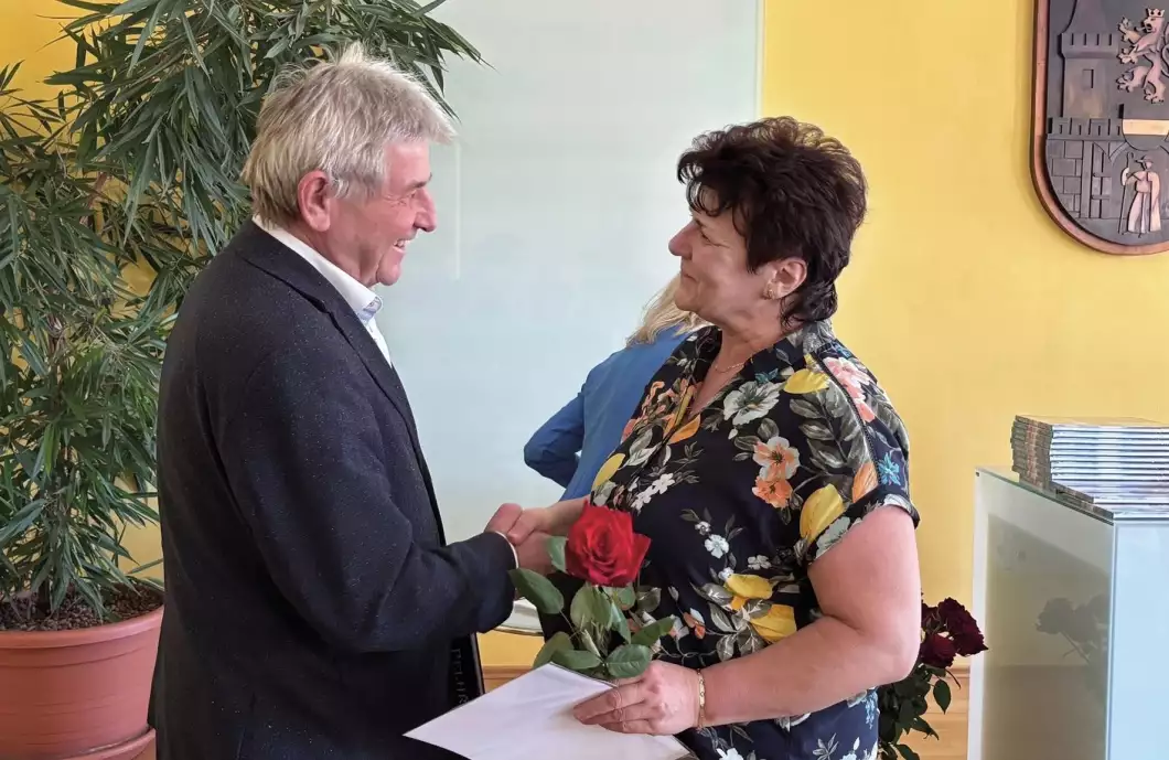 Dárci krve převzali na radnici Zlaté kříže