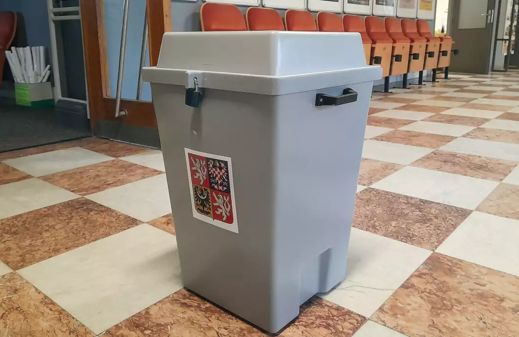 O senátorské křeslo se utkají Ladislav Med a Michal Kozár