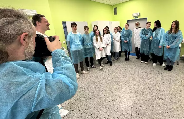 Nemocnice otevřela dveře studentům gymnázií