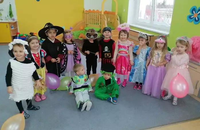 V mateřské škole Pražská měly děti karneval